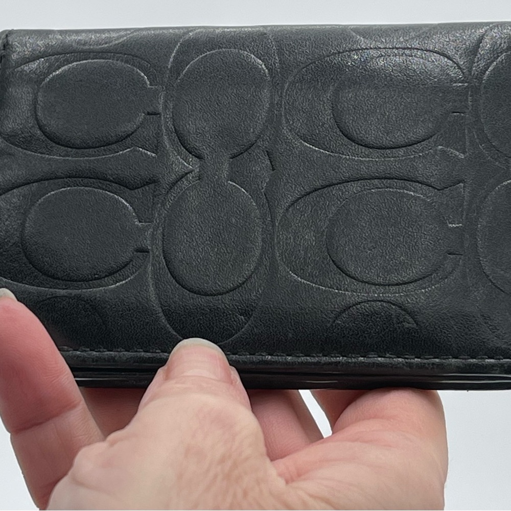Coach Black Key and Card Holder with Pebbled Texture - Picture 2 of 7